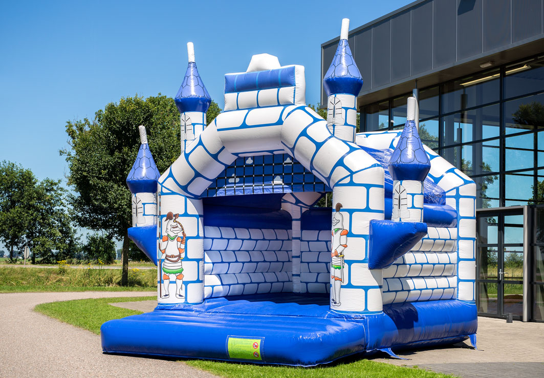 BlueCastle von außen